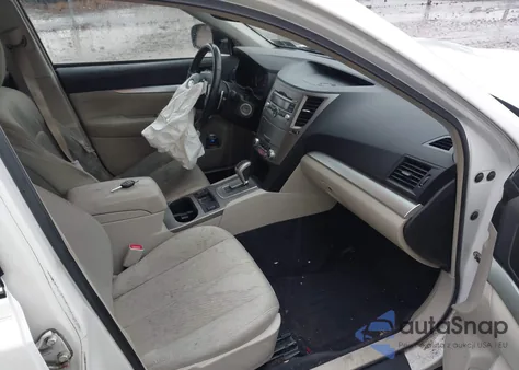 2011 Subaru Outback 2.5I Premium из США, поврежденный, VIN 4S4BRBGCXB3322541